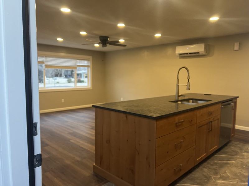 1207 S Elder St - Photo 3 of 10