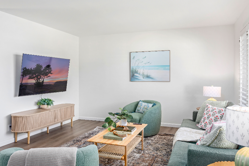 4905 Rhoads Ave - Photo 3 of 20