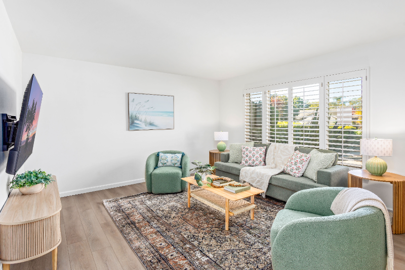 4905 Rhoads Ave - Photo 4 of 20