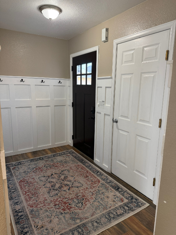 609 Dinwoody Way - Photo 2 of 22