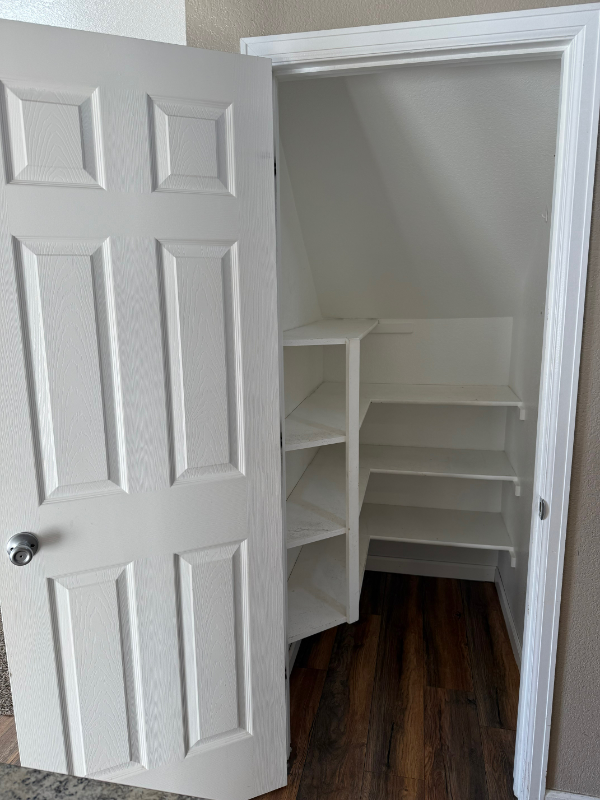 609 Dinwoody Way - Photo 6 of 22