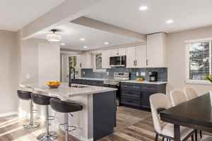 featured image of 6976 Braun Ct