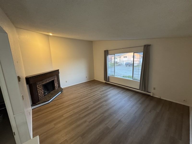 4913/4915 N Drury Rd #4913 - Photo 4 of 20