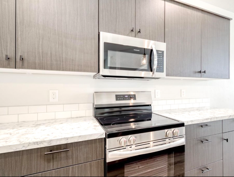 2864 N Eagle Meadow Ave - Photo 4 of 15