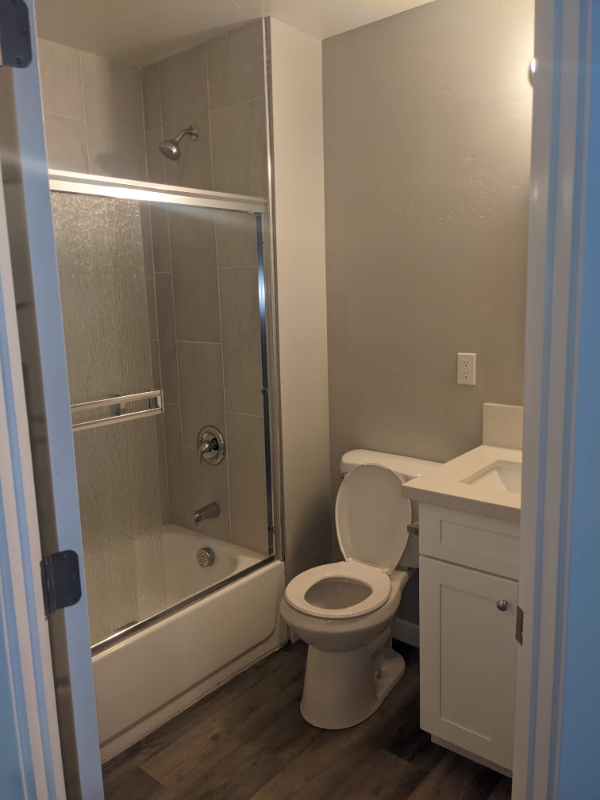 2521 Victorian Aly - Photo 6 of 7