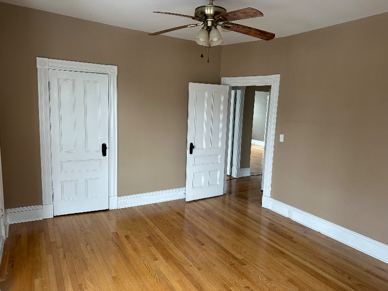 225 Gibson St #2 - Photo 5 of 12