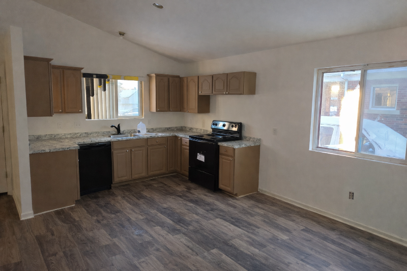 17541 Emile Rd, - Photo 3 of 12