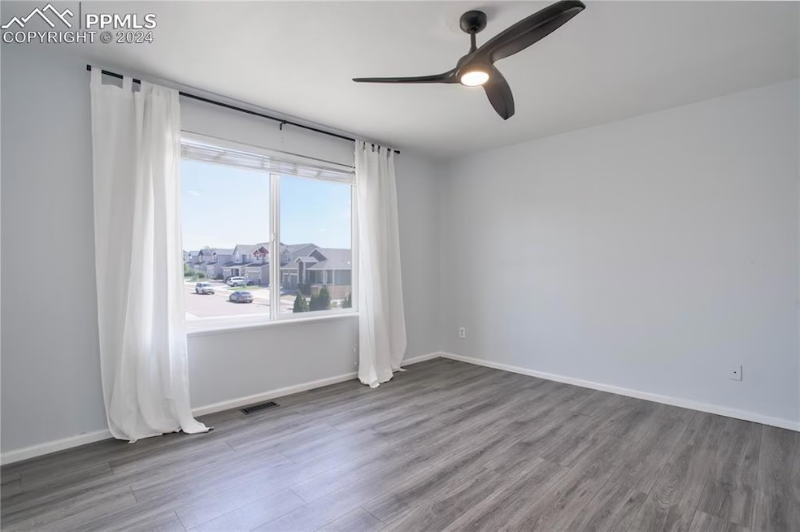 4966 Hawk Meadow Dr - Photo 2 of 13