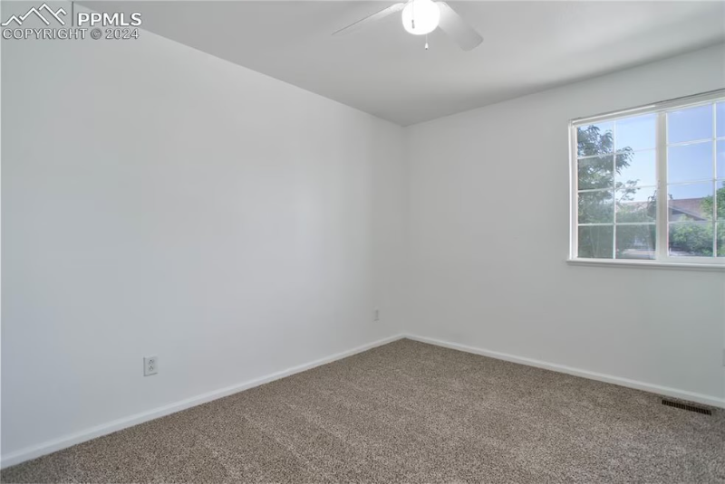 4966 Hawk Meadow Dr - Photo 3 of 13