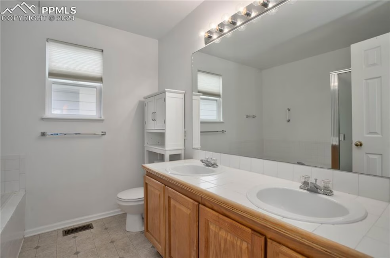 4966 Hawk Meadow Dr - Photo 4 of 13