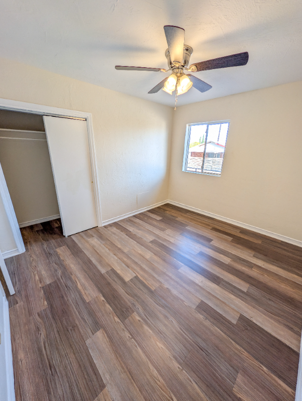 3524 Mobile Ave - Photo 5 of 15