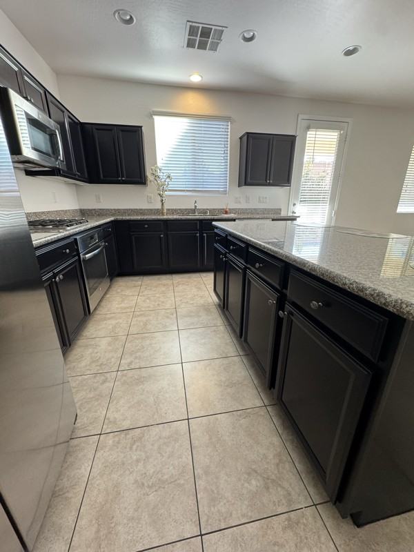 123 Volans Ave - Photo 3 of 16