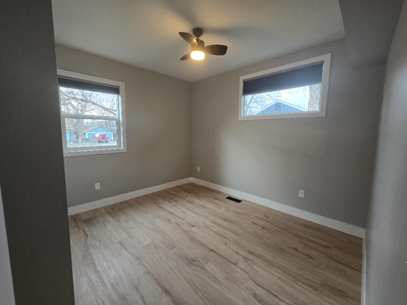 541 Terry Ave #541TERRY - Photo 3 of 10