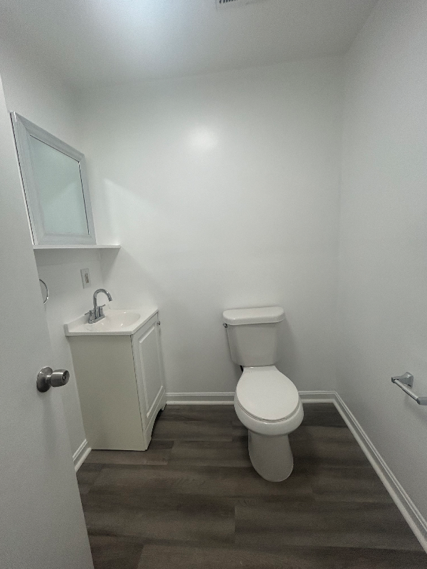 722 Langley Ave - Photo 7 of 11