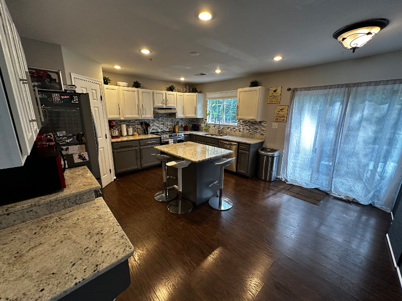 7515 Belgravia Ln - Photo 2 of 20