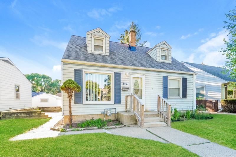 3421 N 87th St - Photo 2 of 12