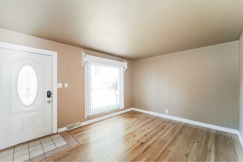 3421 N 87th St - Photo 4 of 12