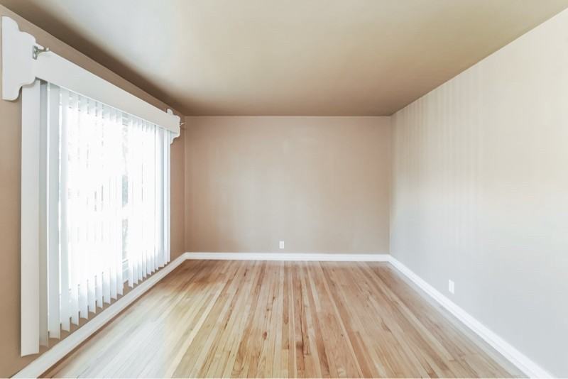 3421 N 87th St - Photo 5 of 12