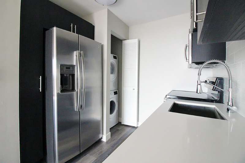 903 N State St #904 - Photo 5 of 19