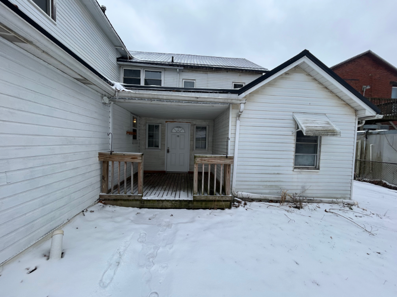 102 S Main St #1B - Photo 2 of 6