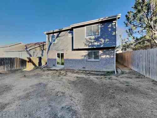 12191 Newport Dr - Photo 2 of 12