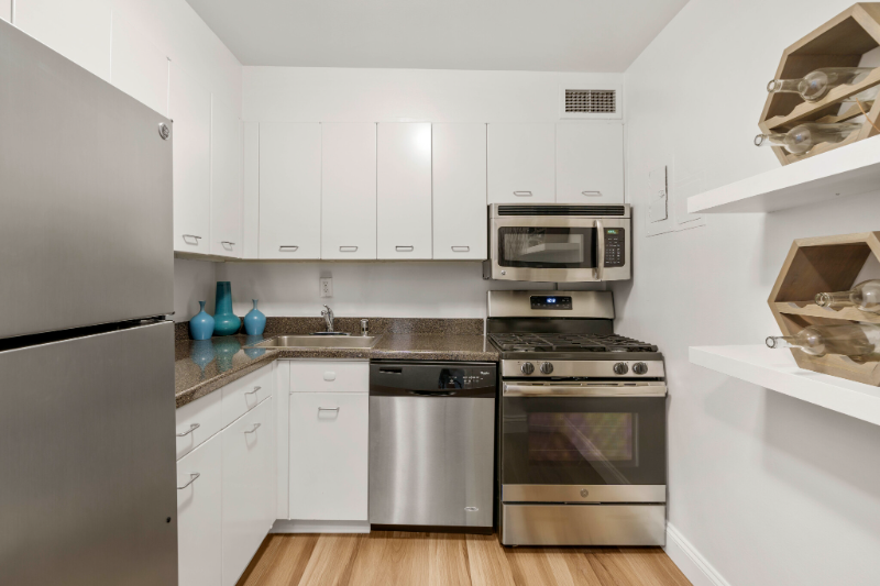 95 E Banks St #904 - Photo 5 of 16