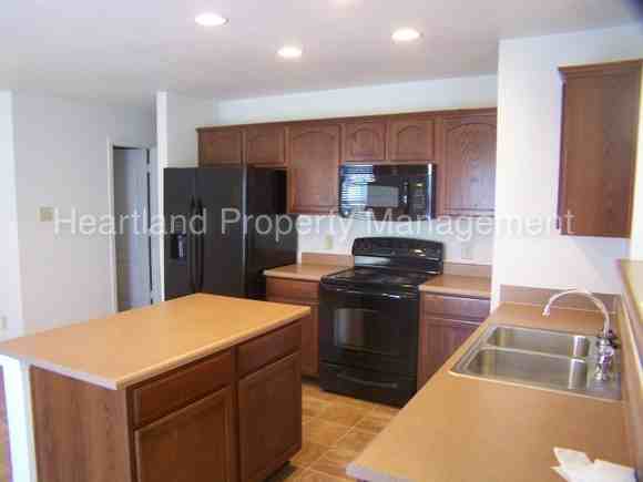 9694 W Stargazer Dr - Photo 2 of 14