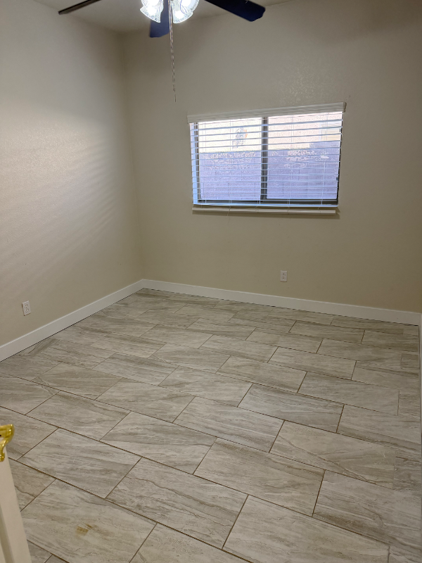 597 W Barrus St - Photo 6 of 12