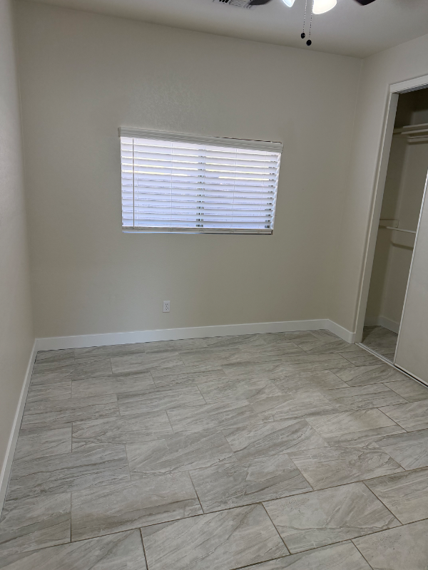 597 W Barrus St - Photo 7 of 12