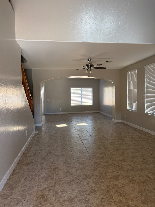 1190 E Jardin Dr - Photo 3 of 16