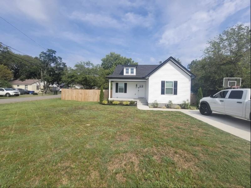 629 Spencer Ave - Photo 2 of 20