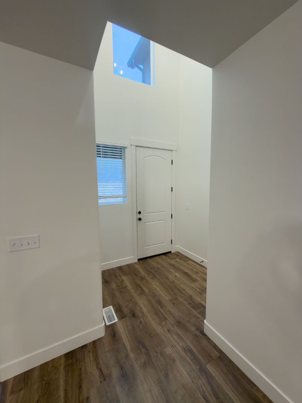 723 W Desert Willow Dr - Photo 2 of 18