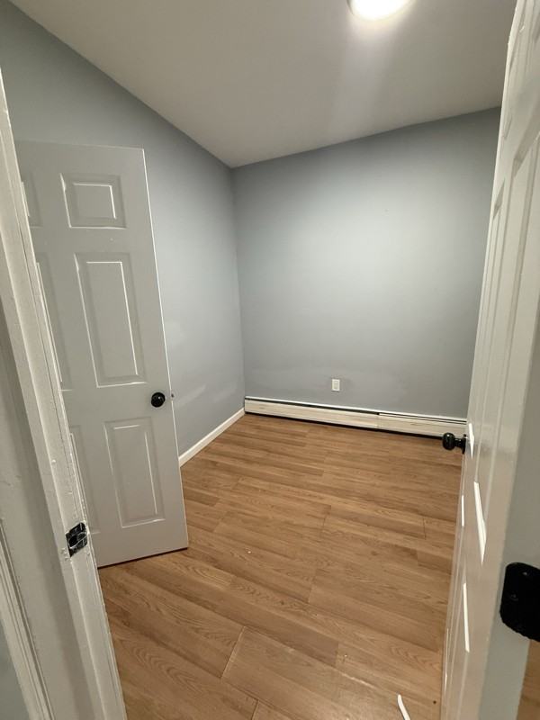 293 E 29th St #1 - Photo 5 of 6