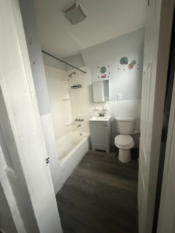 59 Park Ave #2 - Photo 4 of 4