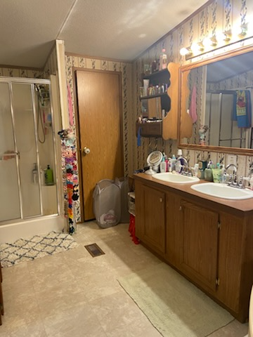 935 Calvert Dr #0 - Photo 3 of 3