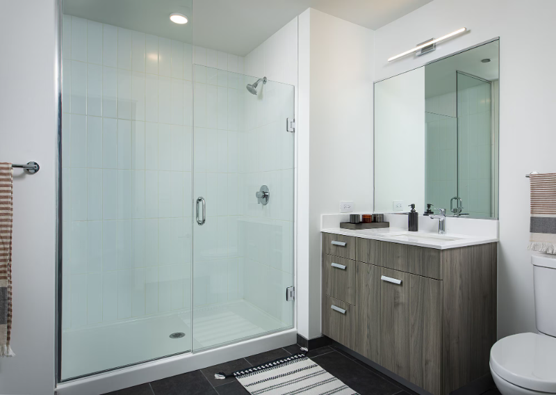 210 N Harbor Dr - Photo 6 of 17