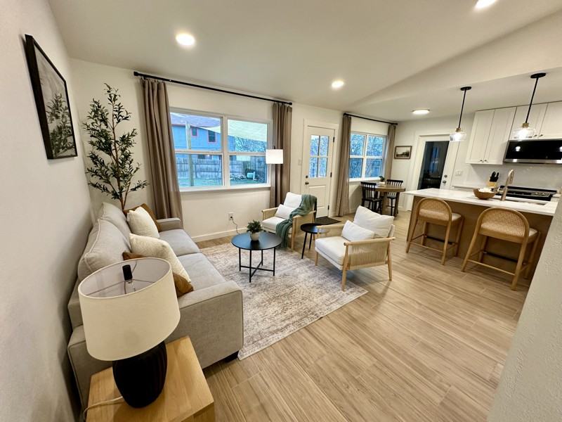 6803 Hillcroft Dr - Photo 6 of 10