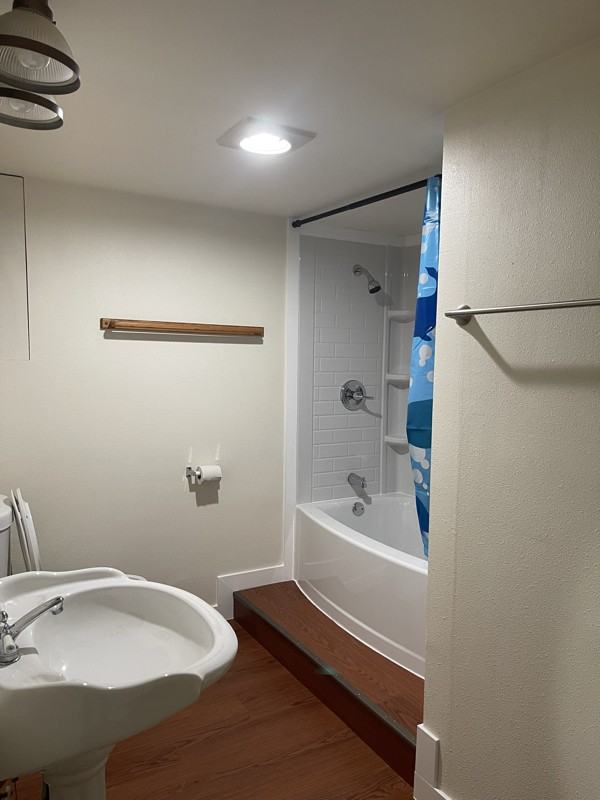 13217 1st Ave S - Photo 3 of 10