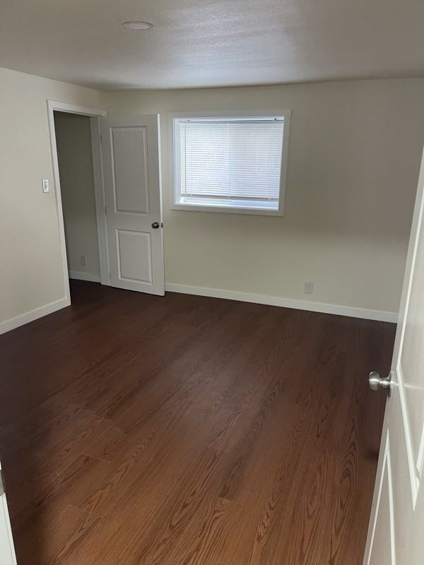 13217 1st Ave S - Photo 5 of 10