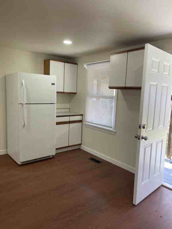 13217 1st Ave S - Photo 7 of 10