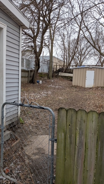 312 S 8th St - Photo 2 of 20