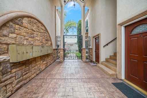 3562 Marlborough Ave #13 - Photo 7 of 28