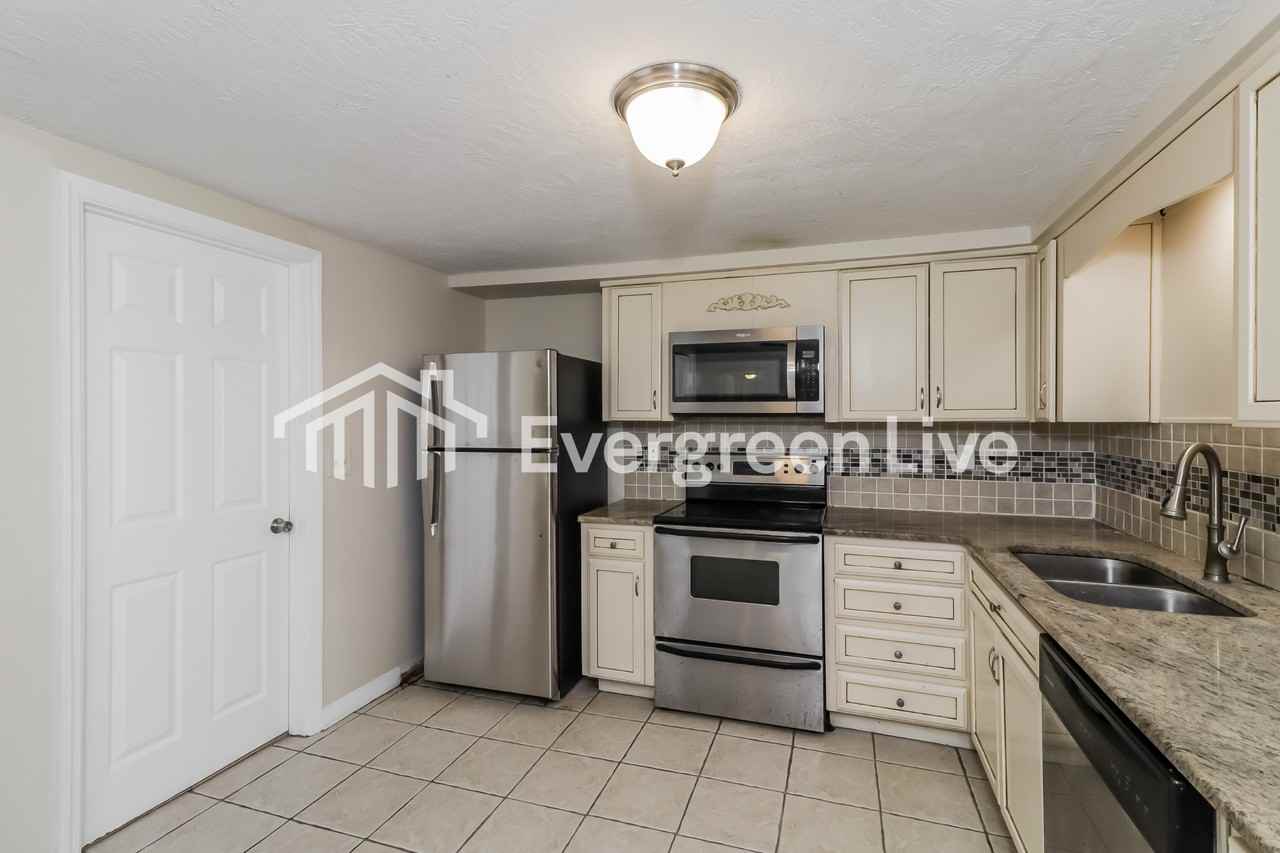 3537 Seffner Dr - Photo 6 of 15