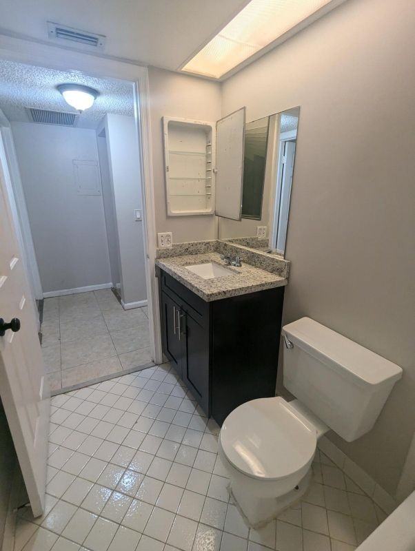 4659 Oak Terrace Dr - Photo 4 of 13