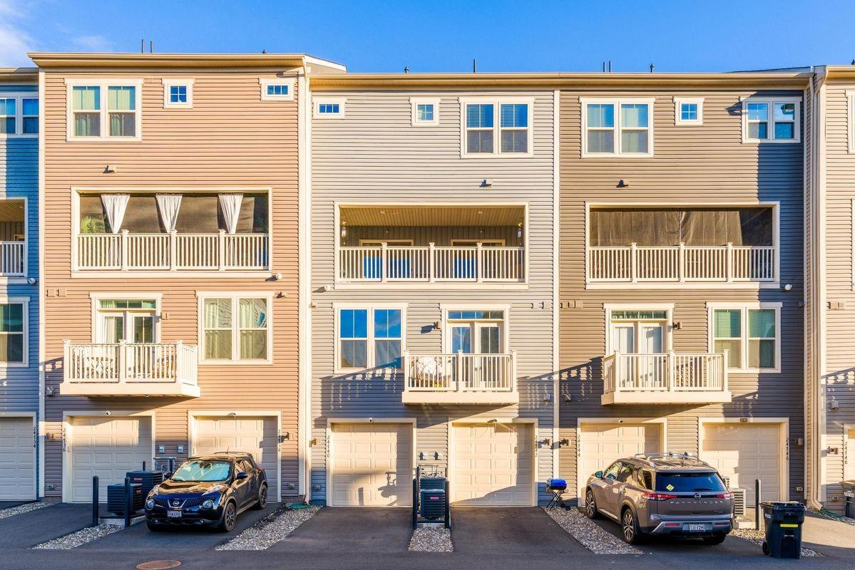 24742 Monk Meadows Ter - Photo 2 of 35