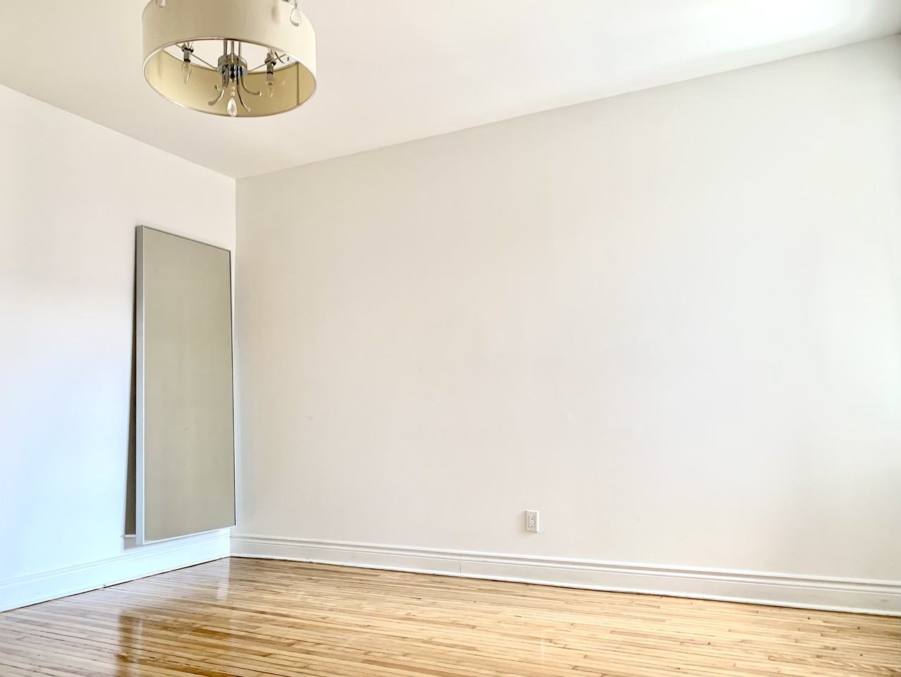 5970 Avenue de Monkland - Photo 3 of 11