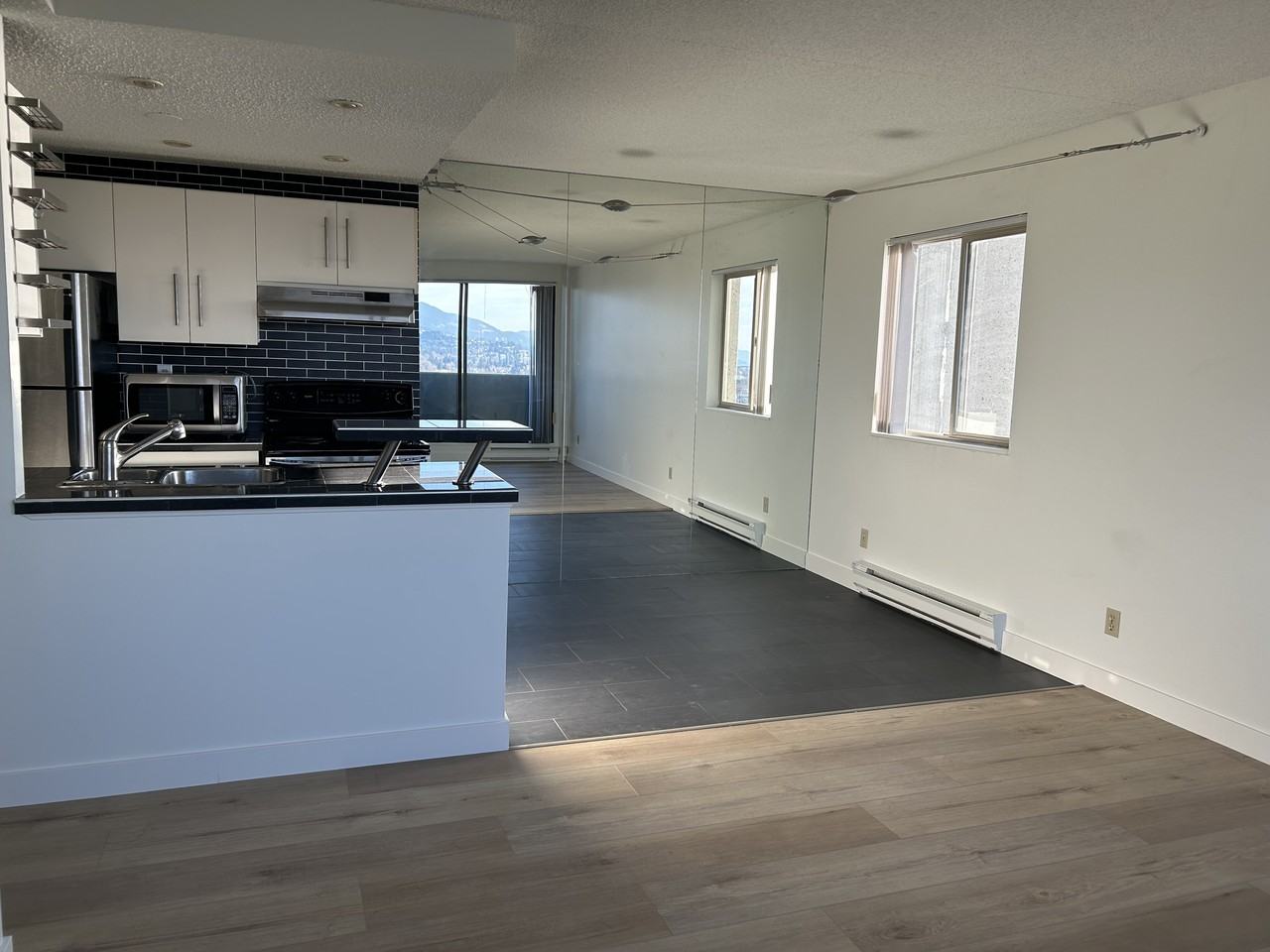 110 West 4th Street #1505 - Photo 3 of 13