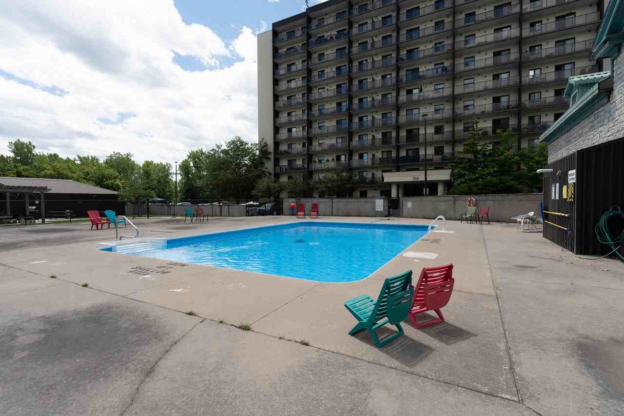 John Counter Place Apartments - Photo 6 of 25