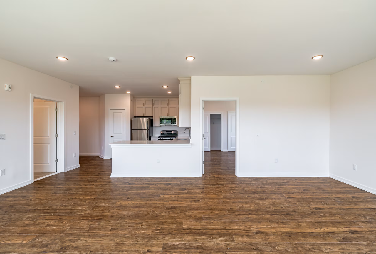 Spring Street Residences - Photo 6 of 12