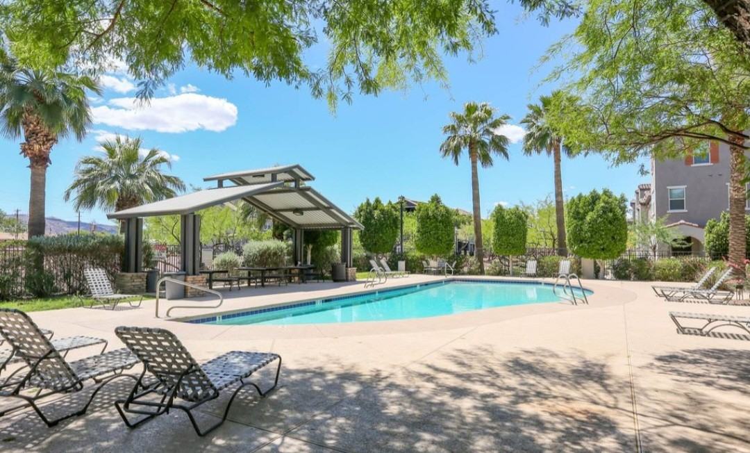 2321 East Huntington Drive - Photo 7 of 15